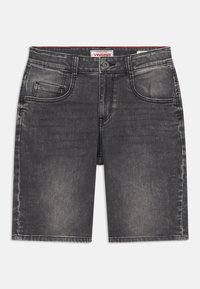 Shorts en denim gris foncé avec ourlet effiloché, cinq poches et fermeture à bouton. Tissu texturé avec un léger dégradé et des détails de couture.