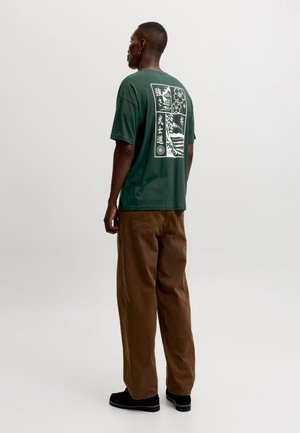 Jack & Jones, T-SHIRT T-SHIRT - Tričko s potlačou - scarab