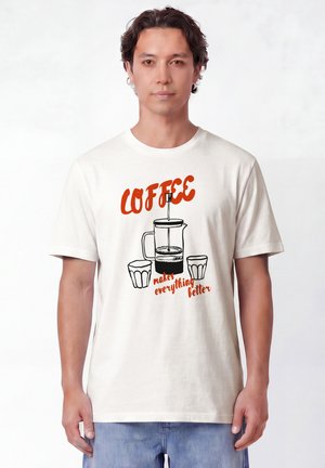 watapparel, COFFEE MAKES EVERYTHING BETTER UNISEX - T-Shirt print - off white