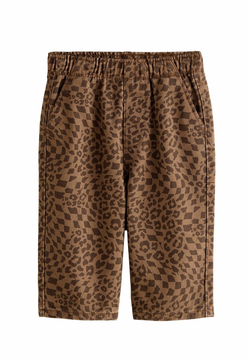 Pantaloni corti marroni con un motivo a scacchi e maculato, dotati di una vita elasticizzata, due tasche laterali e un tessuto liscio e texturizzato.