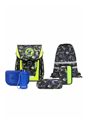 Set zaino scolastico con motivo dinosauro, che include uno zaino, una sacca con coulisse, un astuccio, una bottiglia d'acqua blu e un porta pranzo.