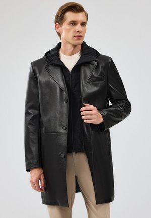Short coat - black