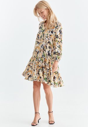 KENISA - Day dress - yellow