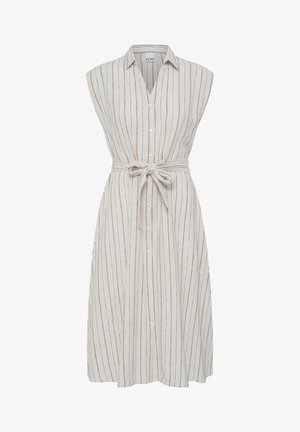 Béžové šaty bez rukávů s tenkými vertikálními pruhy, zapínáním na knoflíky vpředu, límcem a páskem ze stejného materiálu uvázaným v pase.