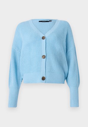Light blue cropped cardigan made of ribbed knit fabric, featuring a v-neck, long sleeves, and three brown buttons down the front.