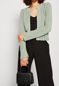 Anna Field Kofta - light green