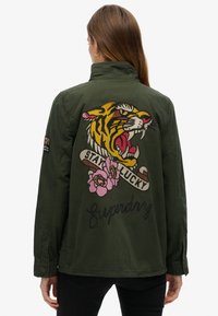 Superdry & Co TROPEZ zielony