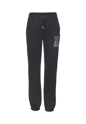 Schwarze Jogginghose mit elastischem Bund und Bündchen, Kordelzug vorne, Seitentaschen und weißem "B MCR'89"-Aufdruck am linken Oberschenkel.