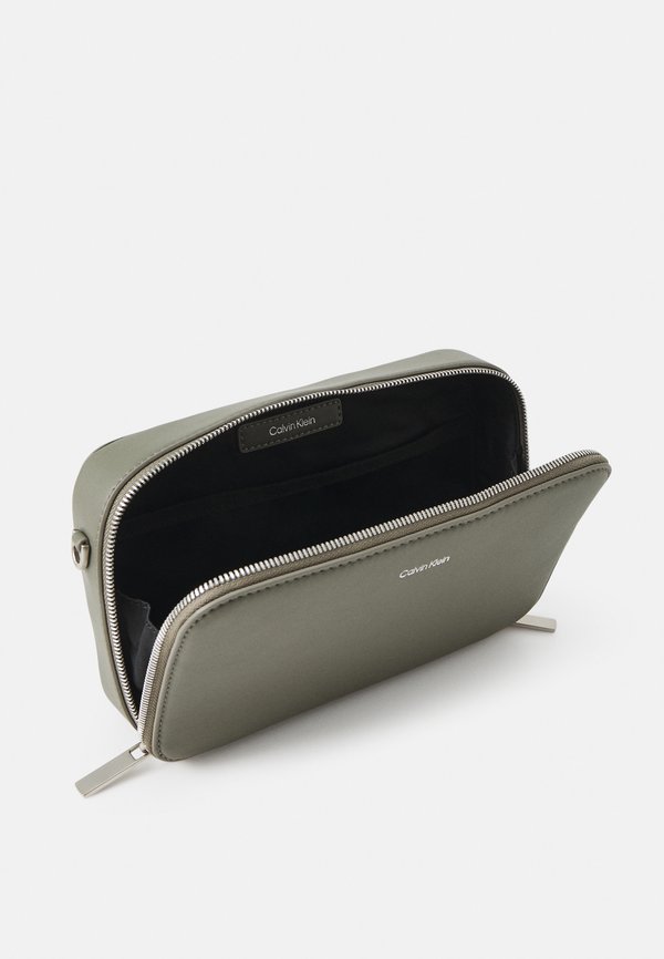 SLEEK CAMERA BAG - Cross body bag - tarmac2