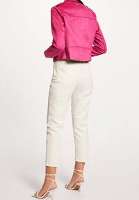 Morgan Bunda z umělé kůže - mottled pink