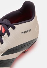 adidas Performance PREDATOR FXG szary