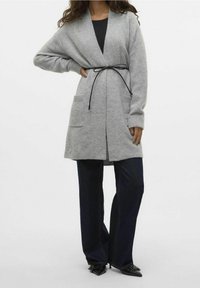 Vero Moda Kofta - grey