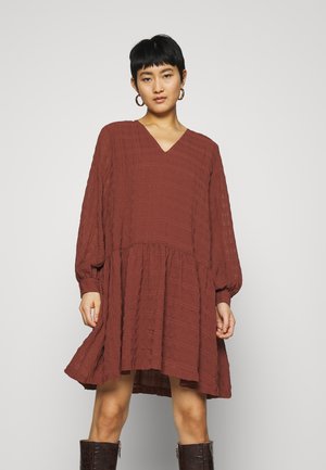 MILLO DRESS - Day dress - cinnamon