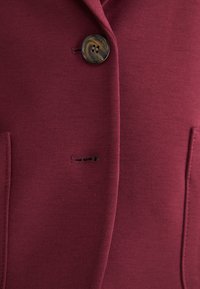 BOSS JONALAHRA - Bleizeris - dark red