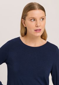 Hanro NATURAL ELEGANCE SET - Pyžamová sada - deep navy