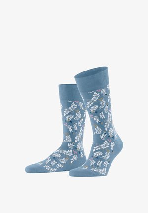 Een paar blauwe sokken tot halverwege de kuit met witte, gouden, roze en marineblauwe bloemen- en bladmotieven. Ribgebreide boorden en verstevigde tenen.