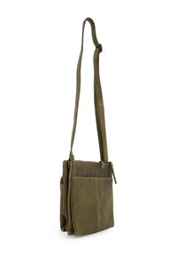 Olivgrüne Leder-Crossbody-Tasche mit verstellbarem Tragegurt, Fronttasche und mit Reißverschluss ausgestattetem Hauptfach, aufrecht stehend gezeigt.