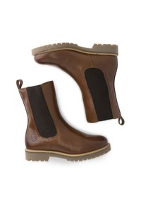 Stivali ankle in pelle marrone con pannelli elastici laterali, rete nera a contrasto e suola texturizzata. Presenta una linguetta per una facile vestibilità.