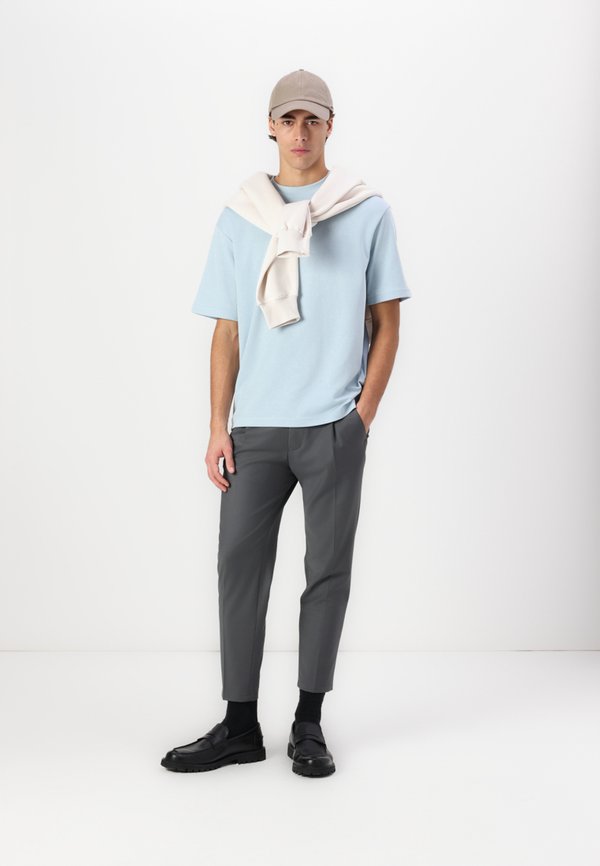 SLH LOOSE OSCAR O NECK TEE - Basic T-shirt - winter sky2