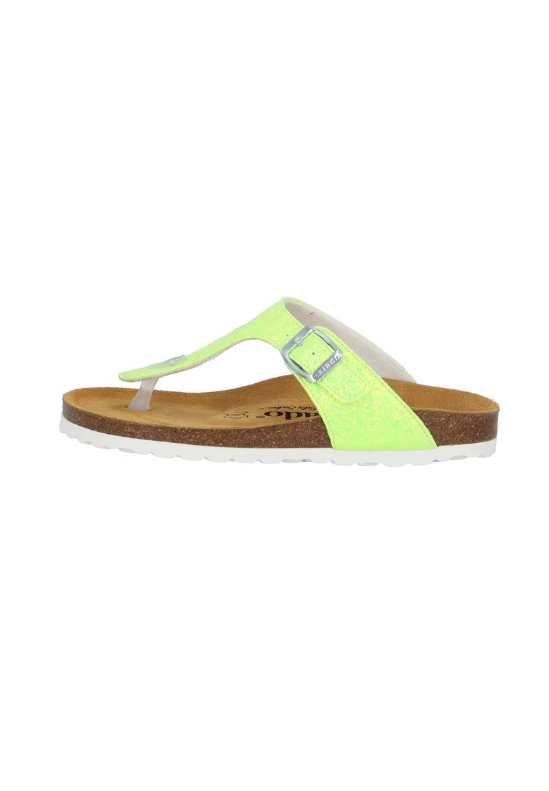 Infradito verde glitter con pedana in sughero e suola in gomma bianca. Presenta una fascia trasparente e un accentuato cinturino metallico.