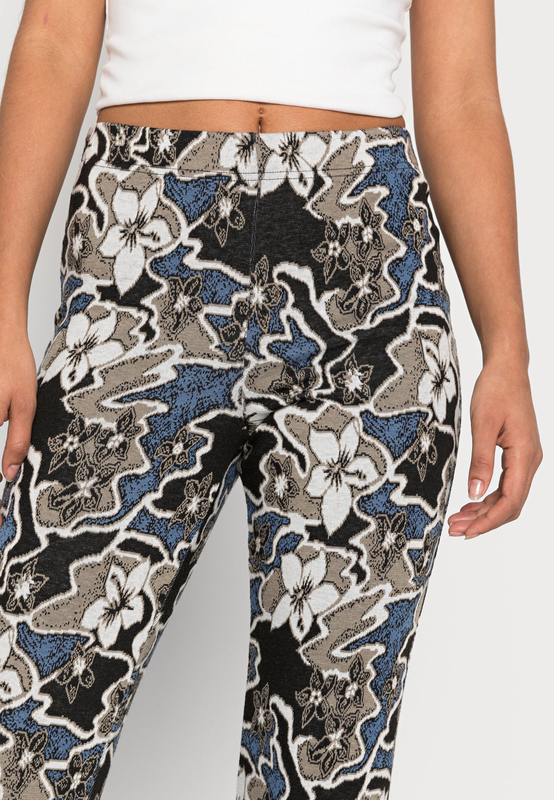 BDG Urban Outfitters BDG HAWAII FLARE 