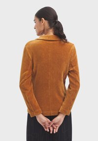 Nice Things Blazer - mustard