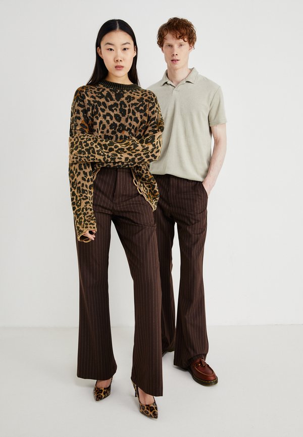 STACKED FLARE UNISEX - Trousers2