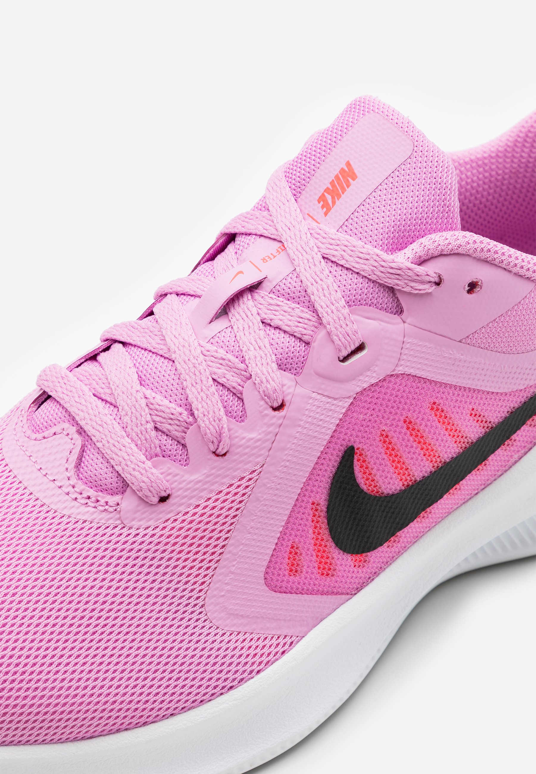 nike performance rose