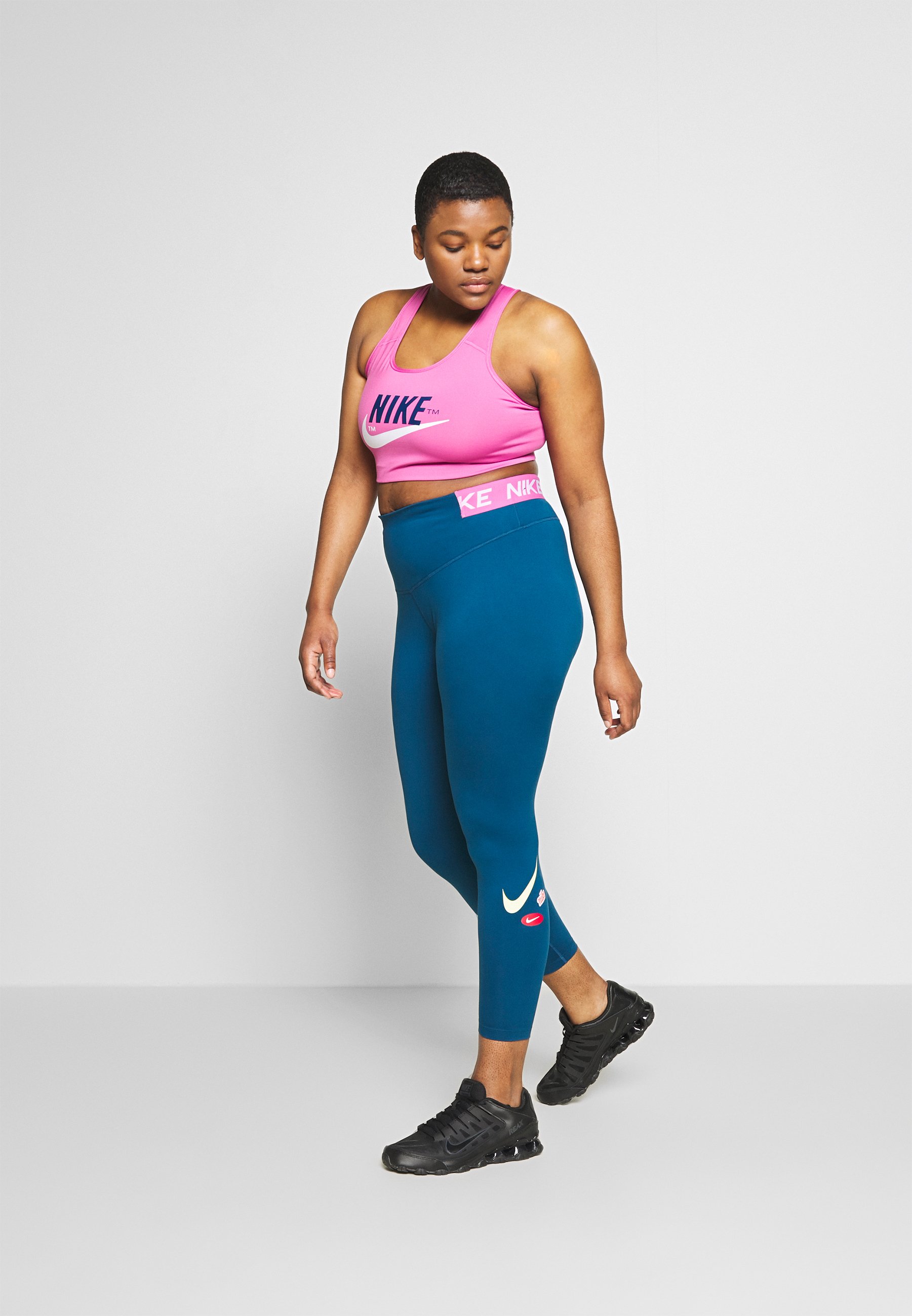 nike cosmic fuchsia leggings