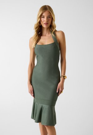 MARCIANO BY GUESS MARCIANO MIDI MIT NECKHOLDER KLEID - Etuikleid - dunkelgrün