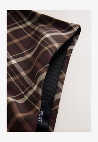 Non sélectionné, chocolate brown