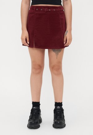 ONLNESSA BELT SKIRT - Miniskjørt - cabernet
