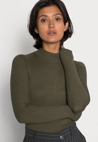 Even&Odd Camisola - dark green