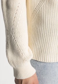 VILA Stickad tröja - off-white