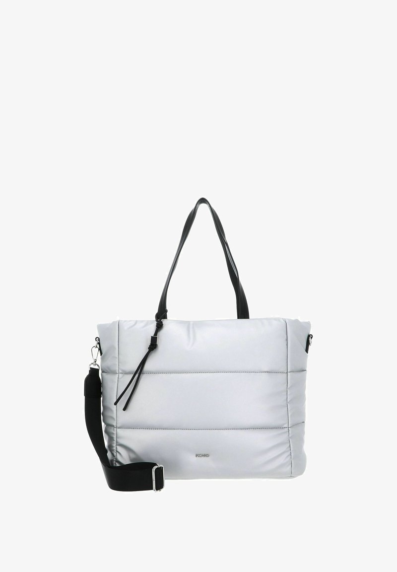 Sac fourre-tout matelassé argenté avec poignées noires et bandoulière détachable. Présente un matelassage vertical et une texture lisse et brillante.