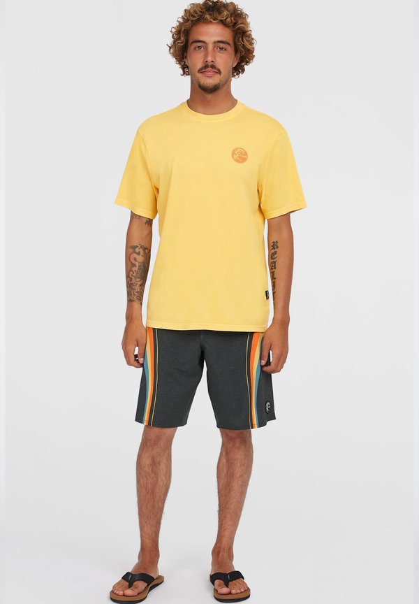 VINTAGE GRAPHIC - Print T-shirt - golden haze2