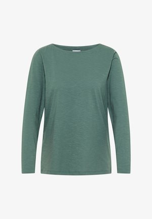 Langärmliges Oberteil in gedecktem Grün, aus weichem, strukturiertem Stoff, mit rundem Halsausschnitt und lässiger Passform. Keine sichtbaren Muster oder Hardware.