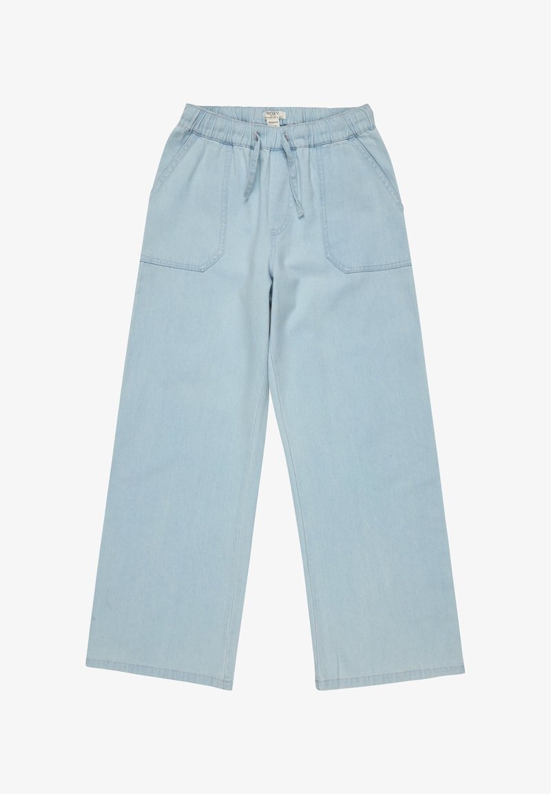 Pantalons large en denim bleu clair avec une taille élastique et un cordon de serrage, dotés de deux grandes poches avant et d'une texture lisse.