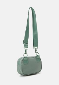 Jordan JAW ALPHA CAMERA BAG - Torba preko tijela - jade smoke