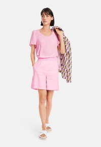 Marc Cain Bluse - fresh pink