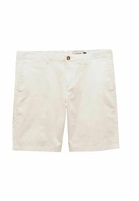 Valged puuvillased lühikesed püksid nööbiga, kahe esi-taskuga ja puhta, lihtsa disainiga. Kanga pind näib sile ja minimaalse tekstuuriga.