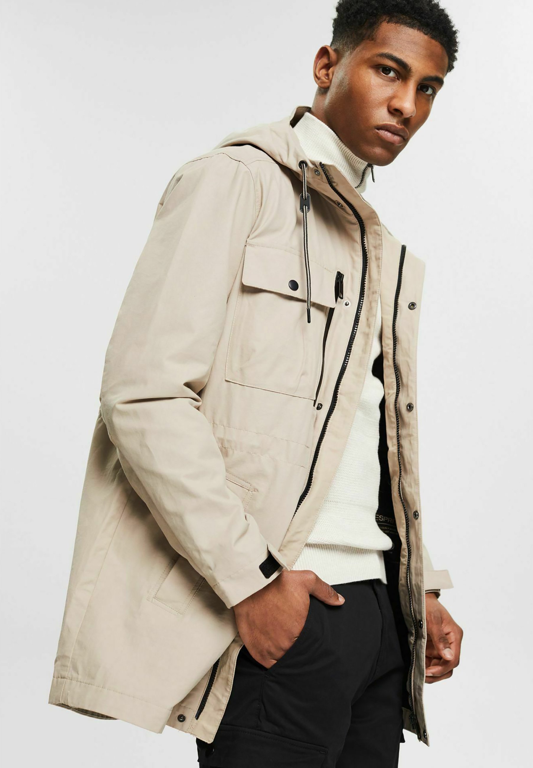 Your new beige men's coat: classic or 