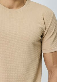 FRILIVIN T-shirt basique - camel