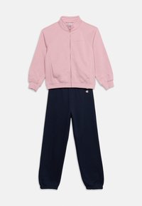Επιλέχθηκε, light pink
