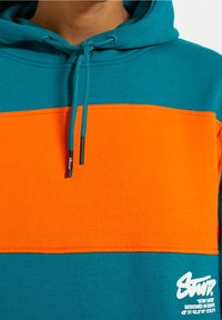 PULL&BEAR Bluza z kapturem