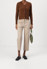 pure cashmere Kardigan - camel
