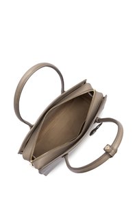 Sac à main en cuir taupe avec deux poignées, un compartiment central zippé et un espace intérieur ouvert, présenté de dessus sur un fond blanc.