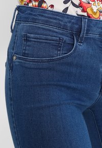 ONLY Vaqueros pitillo - blue denim