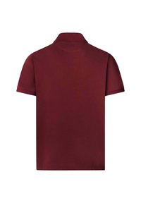 Polo tričko s krátkym rukávom v burgundskej farbe, vyrobené z hladkej bavlny. Má klasický golier a čistý, jednoduchý dizajn bez vzorov alebo akcentov.