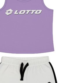 Top senza maniche viola con logo bianco "LOTTO", abbinato a pantaloni corti bianchi con cordino nero e dettagli laterali.
